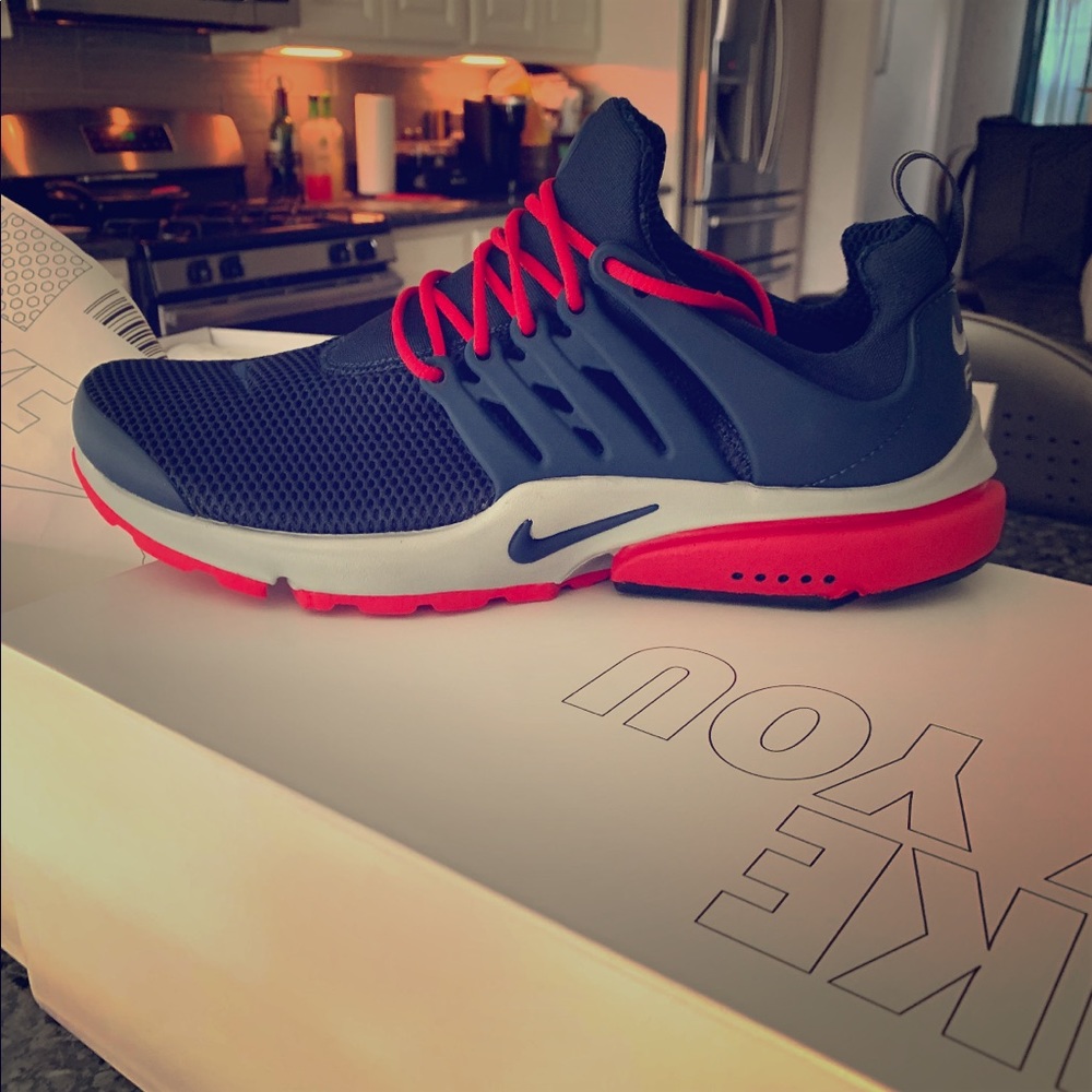 Nike Prestos Men NWT